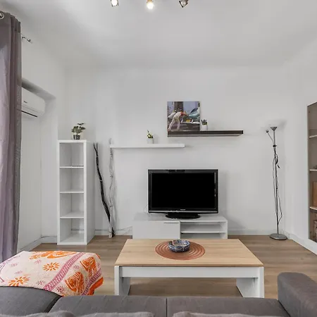 Galiano With Wifi * Alicante